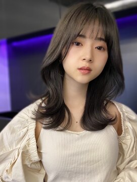 フォンズ(FONS) 小顔見せ韓国ヘア 流れる顔まわり ワンホンヘア くびれヘア