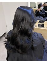 ジーナ 渋谷駅前(Zina)&nbsp;shion 艶髪あふれるダークアッシュカラー