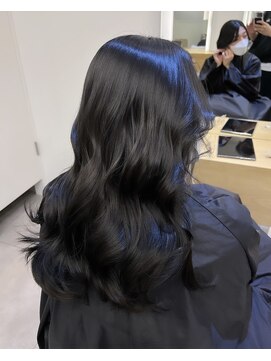 ジーナ 渋谷駅前(Zina) shion 艶髪あふれるダークアッシュカラー