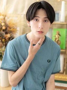 カバーヘア ブリス 戸田公園西口店(COVER HAIR bliss) センターパート黒髪ラウンドマッシュa戸田公園20代30代40代