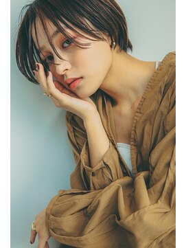 ルアナ(Luana) シースルーセンターパートショート