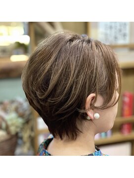 ジェネヴ(jenevu) ショート