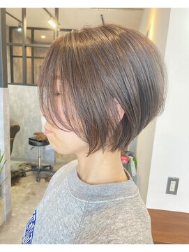 チル(chill) ショートボブ
