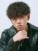 エルマーク 梅田(L-MARK)&nbsp;スパイラルパーマツイストパーマアップバング短髪メッシュ