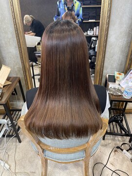 アンフィドットドゥルドゥ(AnFye.dueldo) ブリーチ毛の方お高難易度縮毛矯正で艶髪に変身