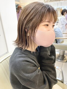 テトラ バイ ネオリーブ 横浜西口店(tetra by neolive) 横浜★切りっぱなしのミルクティーブラウン