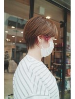 ミューズ バイ ケンジ(MUSE by KENJE) ショートボブレイヤーインナーカラーピンク美髪