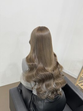 エトバイイオエ(et by ioe) 黒髪/ボブルフ/ネビージュ/小顔/ワンレン/髪質改善/グレージュ