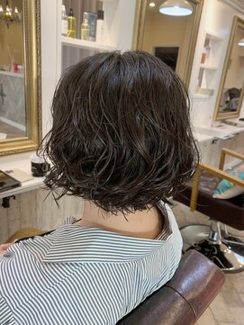 クロエ バイ ラヴィズム 内野店(CLOE by LUVISM) カット+ウォーターパーマ