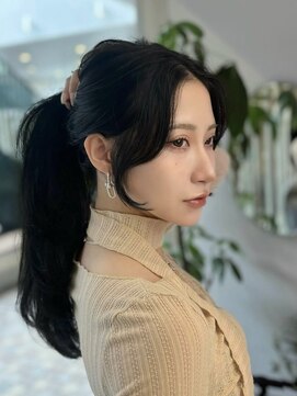 クム(kumu) 【kumu】韓国風レイヤーカット/顔まわり小顔/透明感ダークカラー