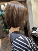 パラッとボブ×ベージュカラー