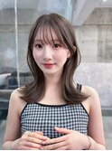 黒髪韓国小顔レイヤーイメチェン暗めオリーブグレークラゲヘアー