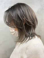 エリマ 調布(elima)&nbsp;調布イルミナカラー レイヤーボブウルフショートカットベージュ