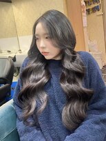 エーエフ(AF)&nbsp;顔周りレイヤー×透明感カラー/オリーブアッシュ