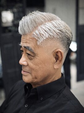 ジ オブスキュア(THE OBSCURE) シルバーグレイ×クラシックフェード