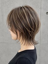 アル あびこ(aru.) 大人のくびれウルフカット×立体感ハイライト