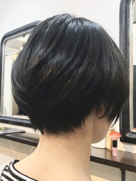 エトネ ヘアーサロン 仙台駅前(eTONe hair salon) お客様スタイル　大人ショートボブ