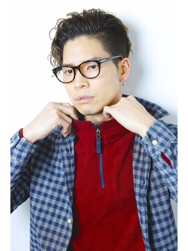 ネス(ness) RIMMA]スパイラルサイドパート/ツーブロック/ネープレス