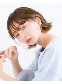 20代シースルーバングオリーブカラー外ハネミくびれミディ
