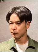 マッシュショート ツーブロック トランクスセンターパート