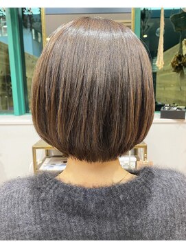 アトリエ タキ(atelier.taki) 大人のショートボブ/髪質改善/垂水