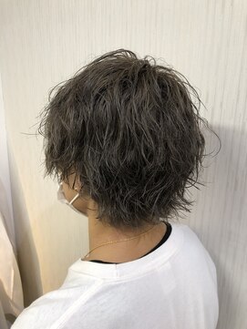 ヘアーグランデシーク(Hair Grande Seeek) メタリックグレージュ