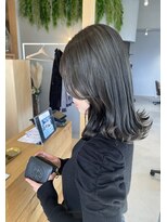 シー(See.)&nbsp;顔まわりカット透明感オリーブグレージュ　i