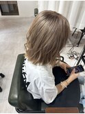 ミルクティーグレージュ