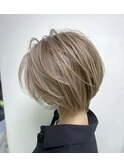 ふんわり小顔ショート