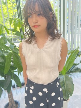 ミリ 久留米(miri..) NOBU/ミディアムレイヤー／レイヤー/巻き髪/久留米/ブリーチなし