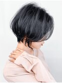 ブリーチなしブルーグレージュ黒髪ハイライトレイヤーボブ