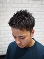 アラカワオム(homme) フェードカットでも動きのあるヘアセットでライトな印象に