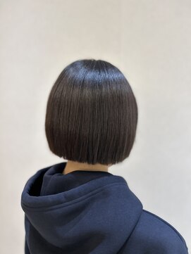 エスト(est) イメチェン!卵型を活かす美髪前上りボブ【新宿/髪質改善/M3D】