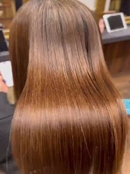 ヒロ(HIRO)の写真/うねり、パサつきなどのお悩み解消！乾かしただけで綺麗な美髪を叶える、うるツヤ髪をご提供しております。