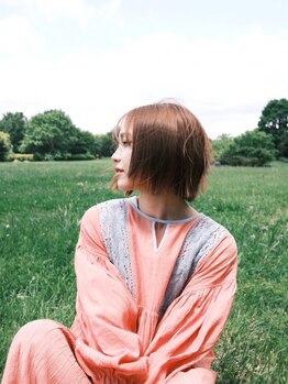 キキ(KIKI)の写真/ミリ単位でこだわるニュアンスで、日常に溶け込む"新しい自分"を引き出します。