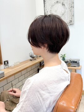 ルアン(Luann) 丸みショートボブ