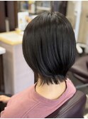 外ハネショートボブ