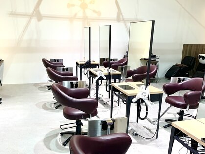 グランデュール 浜松東若林店(GRANDEUR)の写真