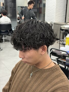 オーバルバイアピッシュ(OVARL by apish) 波巻きパーマ/メンズパーマ人気スタイルシャドウパーマ