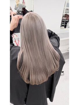 melt.tokyo【メルトトウキョウ】【4月中旬NEW OPEN(予定)】 インナーカラー/トリートメント/デザインカラー/ペールピンク