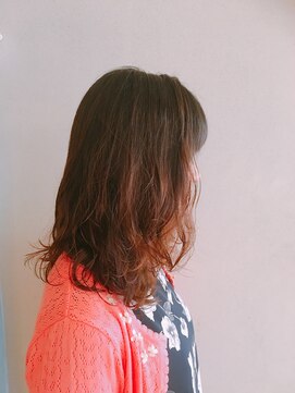 ロンド 銀座(Lond) デジタルパーマ 担当 伊原