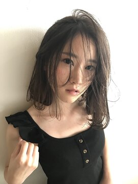 ハニー(HONEY by Chord) 外国人風透け感ロブ