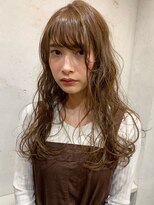 ヘアーアスクアドア(hair ask Adore) 細目カールでカジュアル巻き