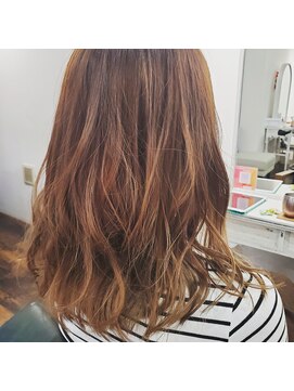 アークス(Ark'ss) ツヤツヤベージュ