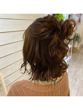 フチュール(futur) お団子ハーフアップ