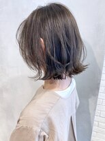 アイティー バイ アルバム 浦和店(IT by ALBUM) スモーキーグレージュ_エアリーミディショートパーマ_ba307152