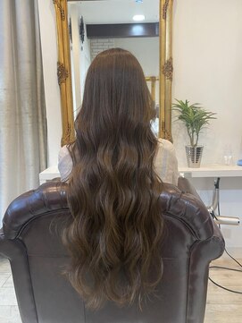 アルーシェ 錦糸町店(Alushe) カーキベージュ