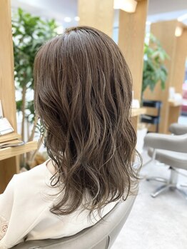 ヘアーズアトゥー(hairs a.t.u)の写真/家での手入れも楽になる、再現性のあるスタイルへ☆骨格にあわせた「似合わせカット」も◎