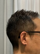 クローバー(CLOVER)&nbsp;ボウズ風イケオジスタイル