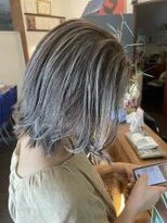 ミネルヴァ(Minerve)&nbsp;夏はちょっと派手めなハイライト